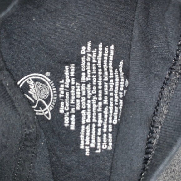 SELENA TOP ! - Picture 2 of 4